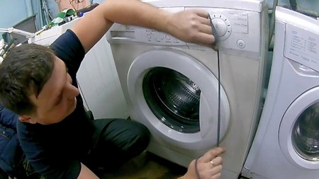 Как открыть люк стиральной машины