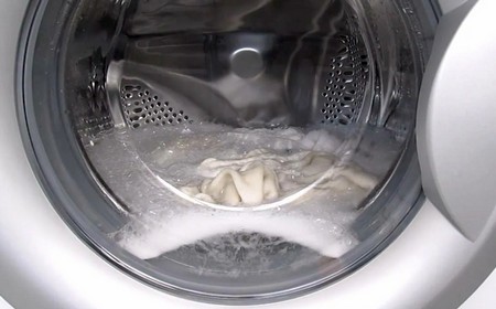 Стиральная машина набирает воду и останавливается